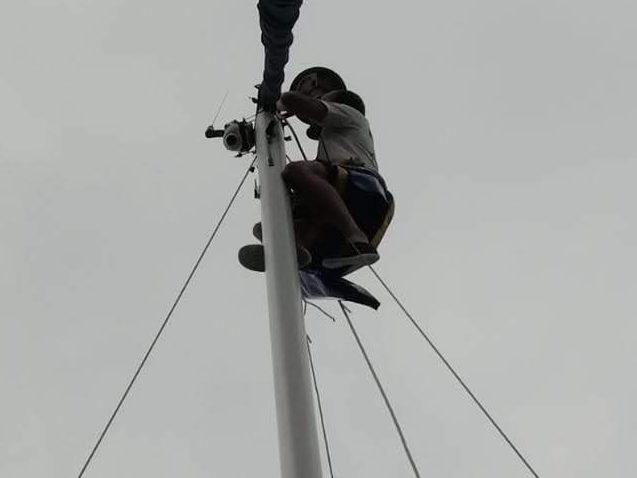 sailboat mast ladder